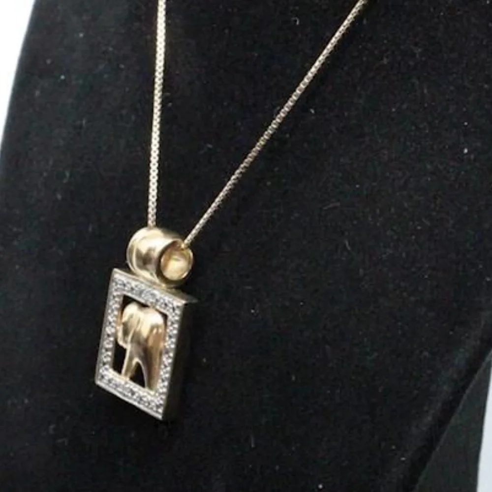 Sterling Silver (Vermeil) Diamond Accent 18" Elephant Necklace - Picture 3 of 6